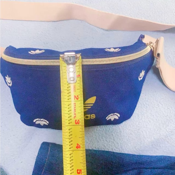 Adidas Trefoil Waist Bag Fanny Pack Adjustable Strap Gold Logo Navy Belt‎ Bag - Picture 9 of 13